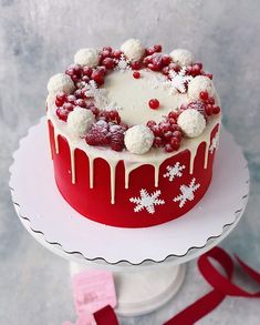 Christmas Cake: A Tradition of Flavor and Festivity